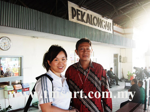 Emilia with Pekalongan Batik Museum Director, Mr.Zahir Emilia with Pekalongan Batik Museum Director, Mr.Zahir