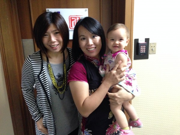 25 November 2014, Ai FM radio station, featuring Emilia's Batik Diary